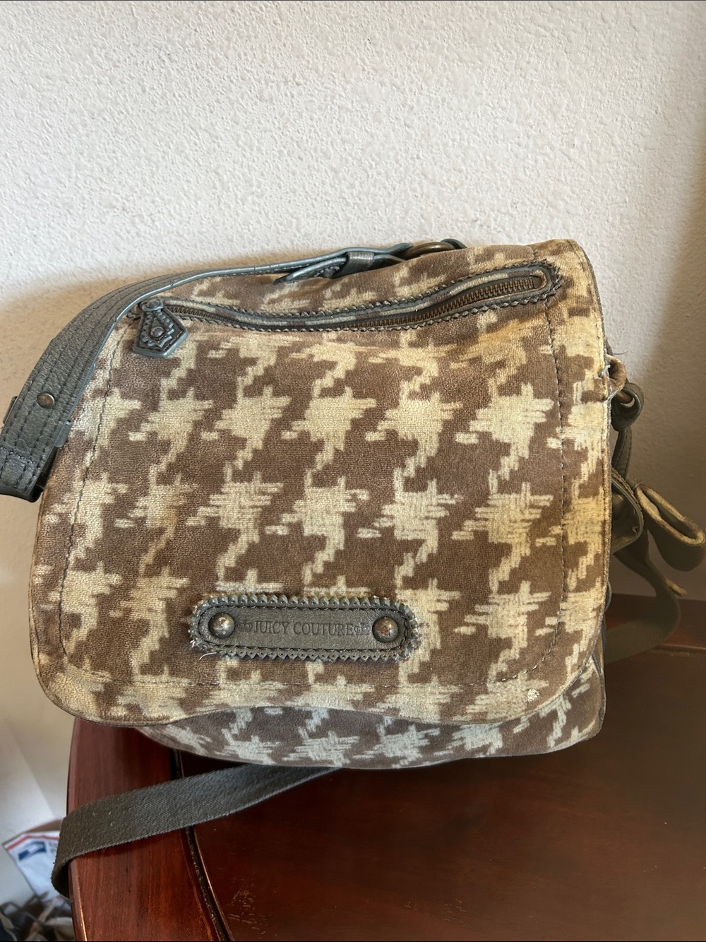 Juicy Couture Olive Green and Cream Houndstooth Messenger Bag